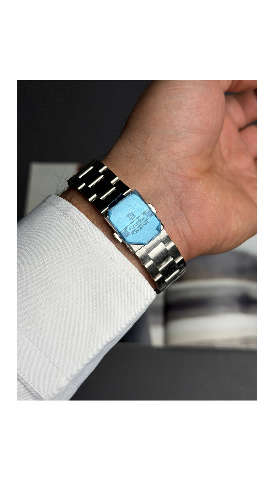 dolphin_codes.web_matrial_media گالری