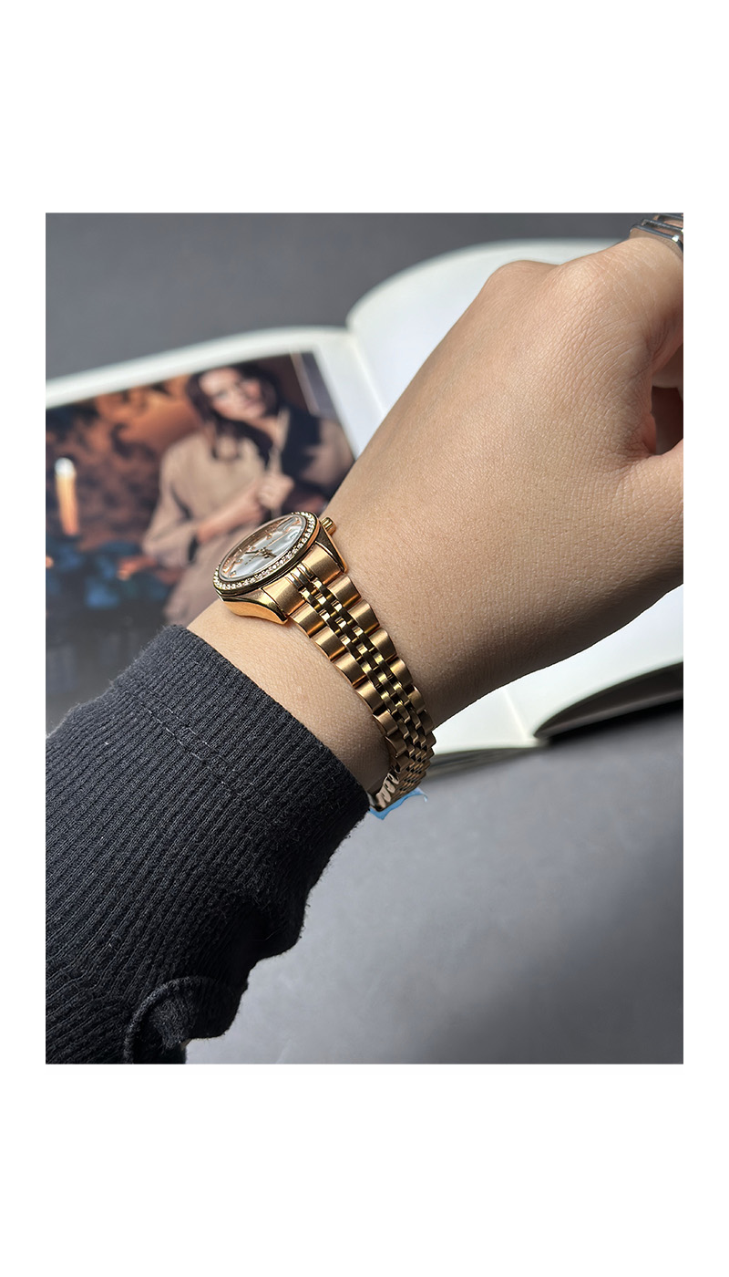 dolphin_codes.web_matrial_media گالری