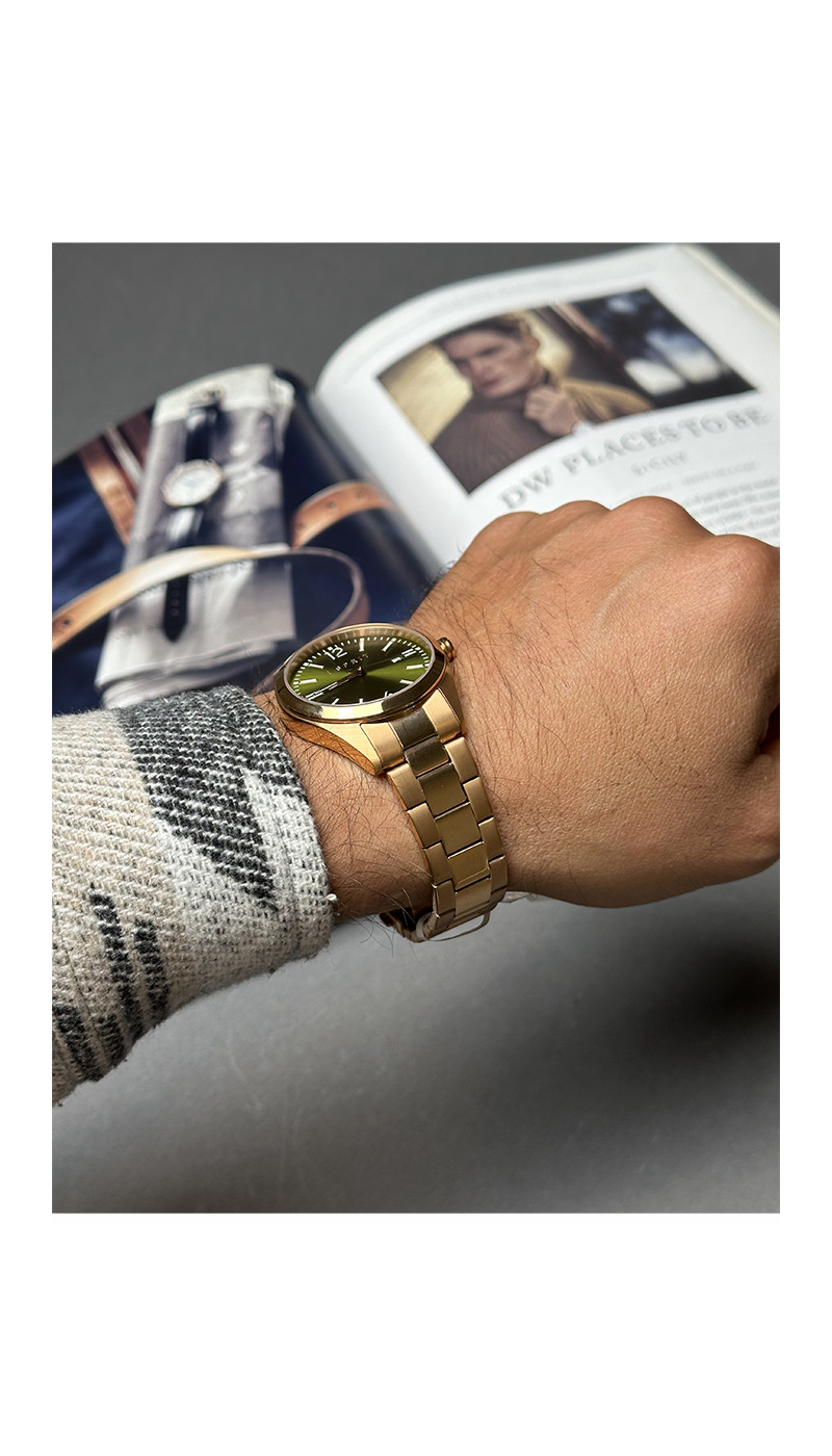 dolphin_codes.web_matrial_media گالری