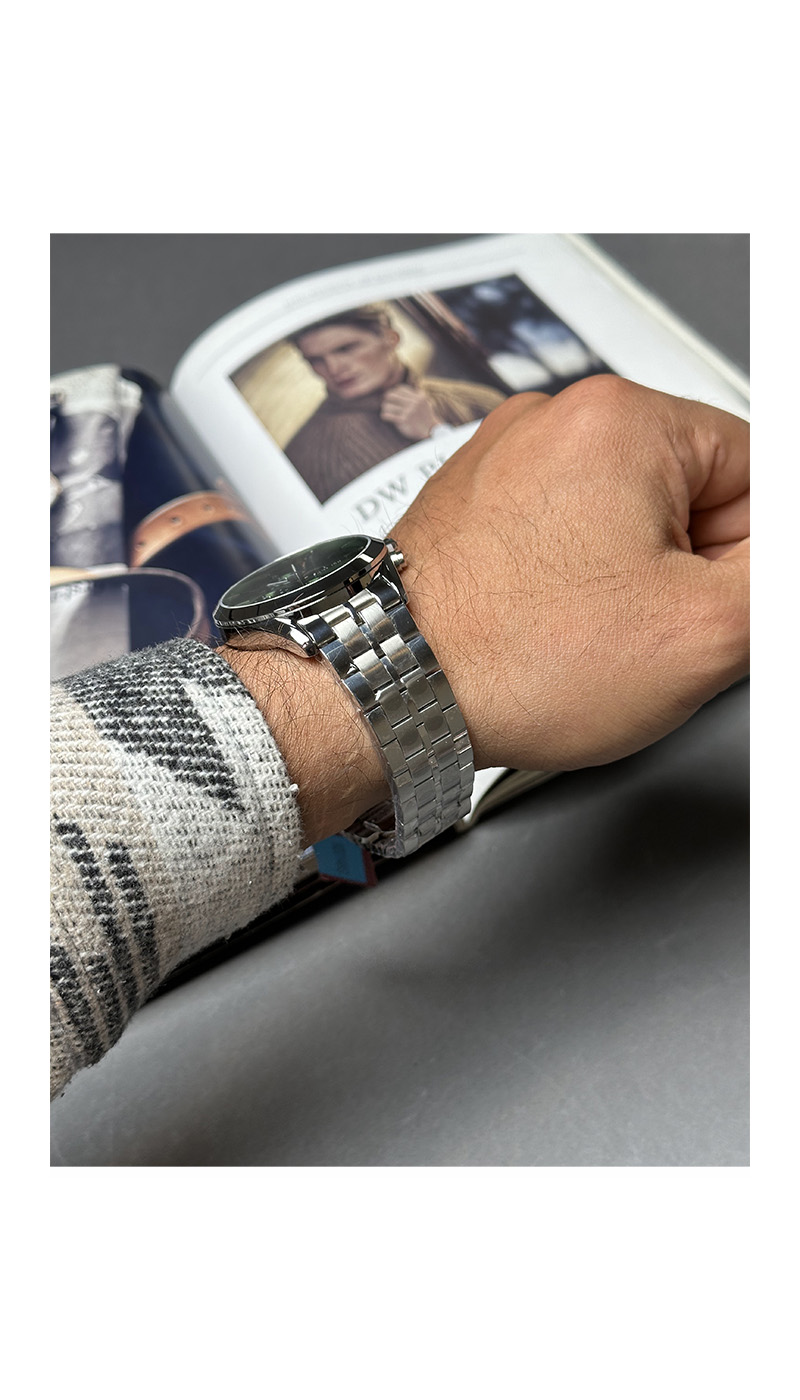 dolphin_codes.web_matrial_media گالری